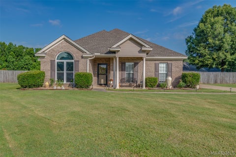 Photo of 142 Fanoni Lane, Wetumpka, AL 36092 (MLS # 587597)