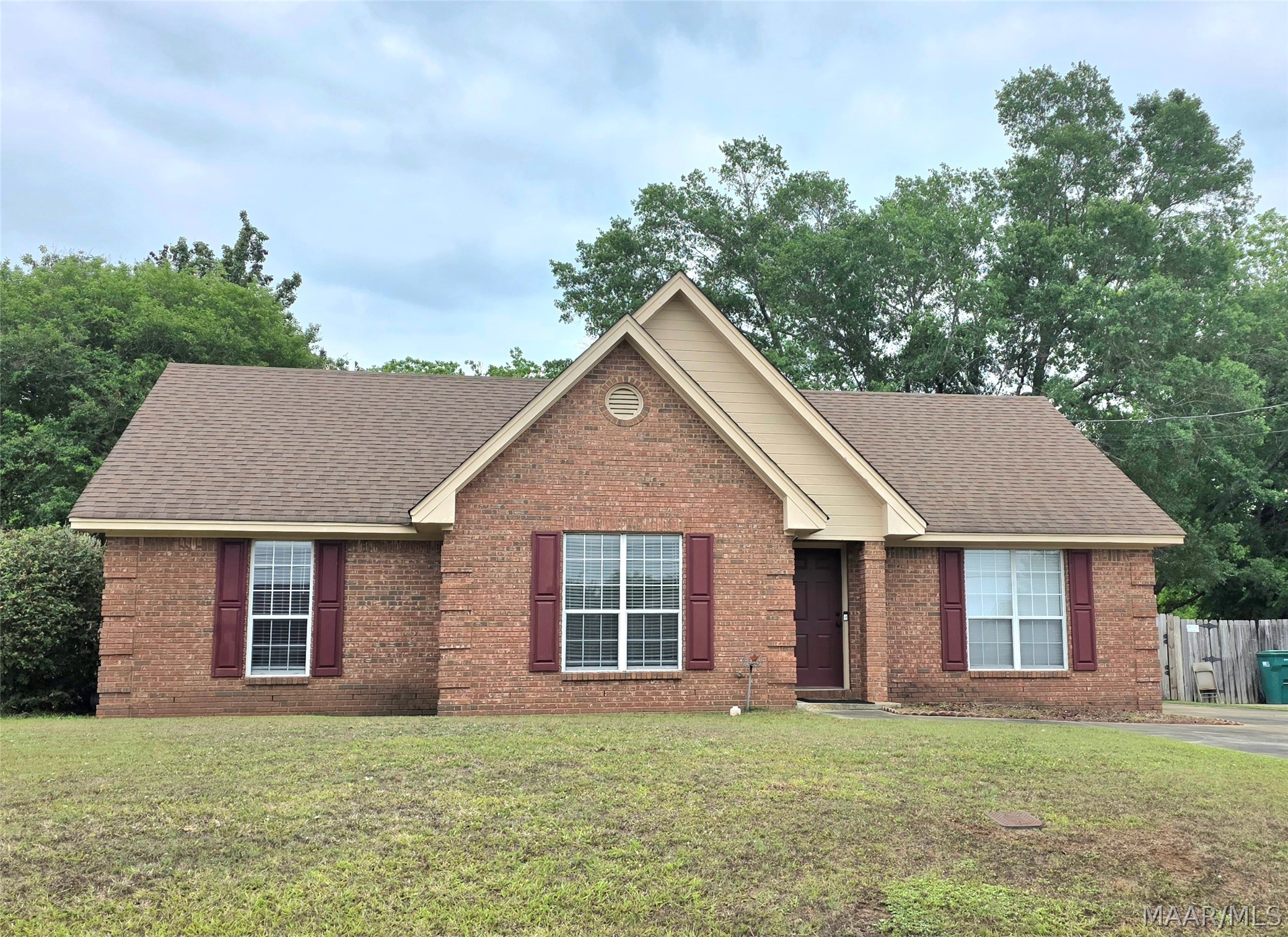Photo 1 of 17 — 63 Lilly Pad Circle, Millbrook, AL 36054