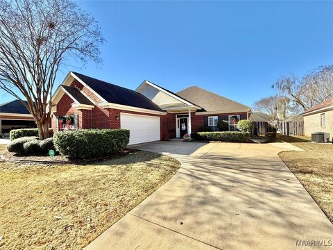 Photo of 9631 GREYTHORNE Way, Montgomery, AL 36117 (MLS # 582243)