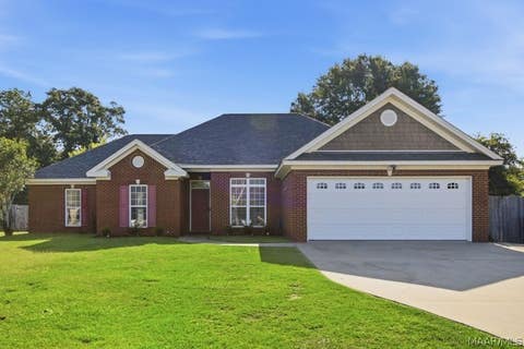 Photo of 51 Truxton Court, Wetumpka, AL 36093 (MLS # 588942)