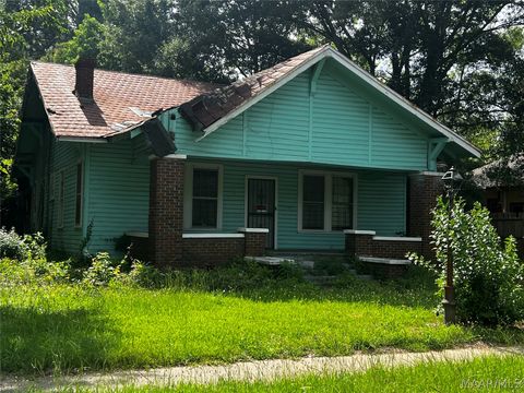 Photo of 2019 Broad Street, Selma, AL 36701 (MLS # 584736)