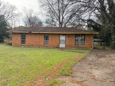 Photo of 1504 Baffin Court, Montgomery, AL 36110 (MLS # 583443)