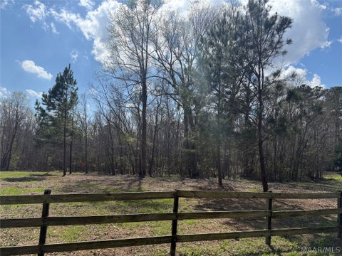 Photo of 212 Hunter Trail, Pike Road, AL 36064 (MLS # 584443)