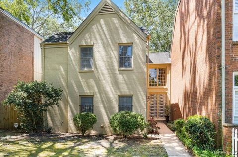 Photo of 2988 OLD FARM Road, Montgomery, AL 36111 (MLS # 582910)