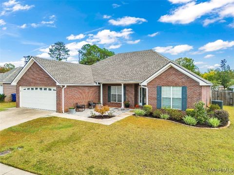Photo of 458 River Oaks Drive, Wetumpka, AL 36092 (MLS # 581262) Photo of 458 River Oaks Drive, Wetumpka, AL 36092 (MLS # 581262)