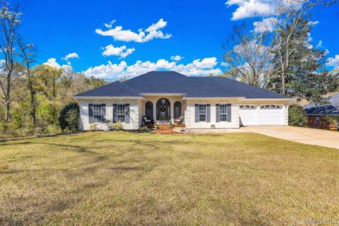 Photo of 232 Deerwood Drive, Prattville, AL 36067 (MLS # 585183)