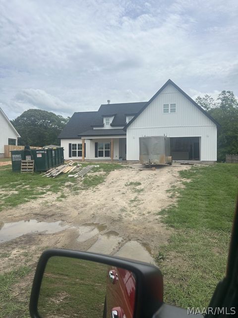 Photo of 81 Noles Drive, Tallassee, AL 36078 (MLS # 587020)