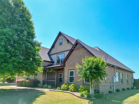 Photo of 782 GLENNBROOKE Boulevard, Prattville, AL 36066 (MLS # 586714)