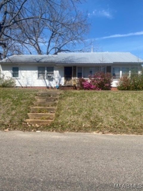 Photo of 111 Dunklin Street, Greenville, AL 36037 (MLS # 580464)