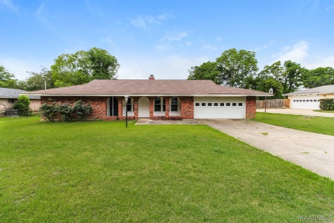 Photo of 525 Lurene Circle, Montgomery, AL 36109 (MLS # 587416)