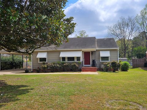 Photo of 610 N Perry Street, Greenville, AL 36037 (MLS # 585072)