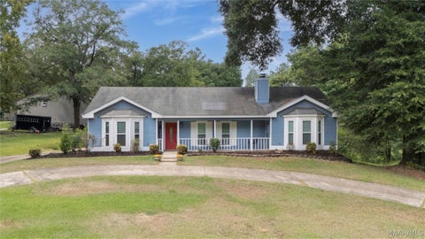 Photo of 835 GUNNELLS Road, Deatsville, AL 36022 (MLS # 590068)