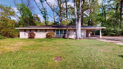 Photo of 1835 Hill Hedge Drive, Montgomery, AL 36106 (MLS # 583732)