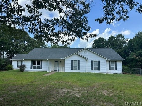 Photo of 2622 Highway 82 W, Prattville, AL 36067 (MLS # 587732)