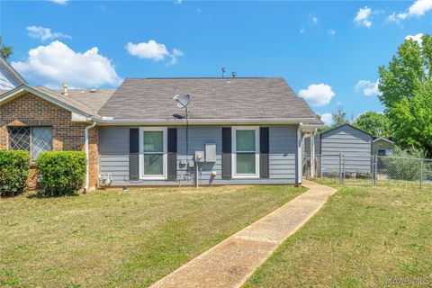 Photo of 542 SADDLEWOOD Lane, Montgomery, AL 36109 (MLS # 586009)