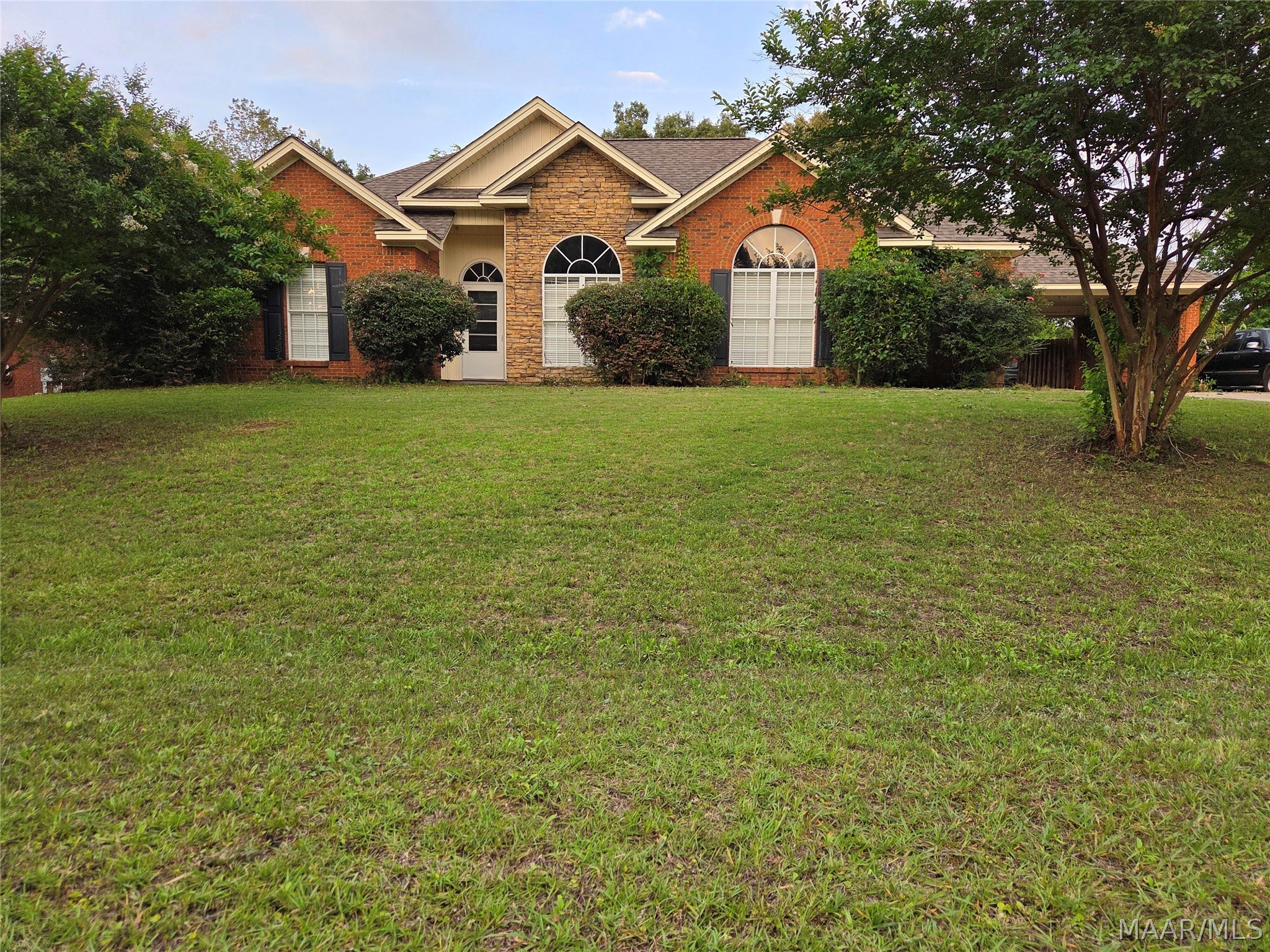 Photo 1 of 20 — 30 Autumn Springs Court, Deatsville, AL 36022