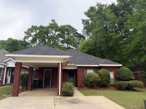 Photo of 53 TECUMSEH Drive, Montgomery, AL 36117 (MLS # 585484)