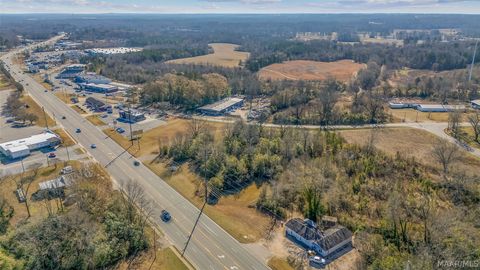 Photo of 1209 7th Street S, Clanton, AL 35045 (MLS # 584170)