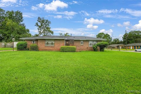 Photo of 5302 Connie Circle, Montgomery, AL 36108 (MLS # 579593)