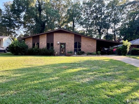 Photo of 3970 Croydon Road, Montgomery, AL 36109 (MLS # 580021)