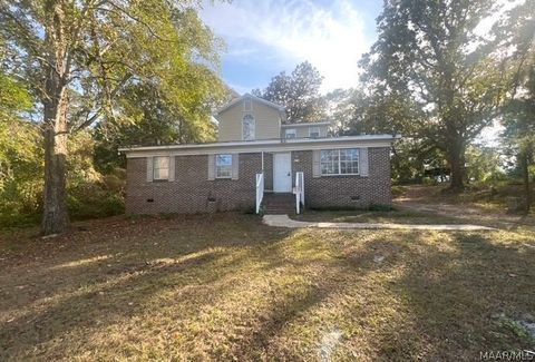 Photo of 629 W Watson Street, Andalusia, AL 36420 (MLS # 586610)