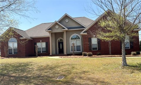 Photo of 299 SUNNYBROOK Drive, Deatsville, AL 36022 (MLS # 584495)
