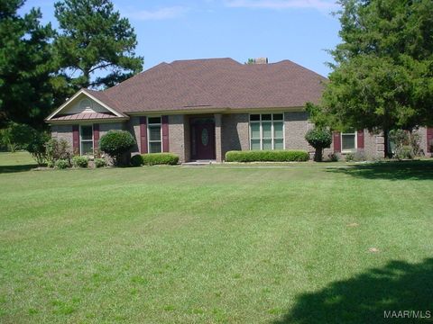 Photo of 710 Deer Run Trail, Shorter, AL 36075 (MLS # 579928)