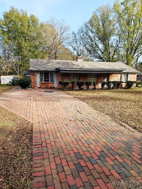 Photo of 3537 GILMER Avenue, Montgomery, AL 36105 (MLS # 582179)