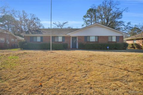 Photo of 3612 Royal Crest Drive, Montgomery, AL 36109 (MLS # 583011)