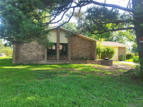 Photo of 3954 Dilworth Road, Montgomery, AL 36108 (MLS # 587611)