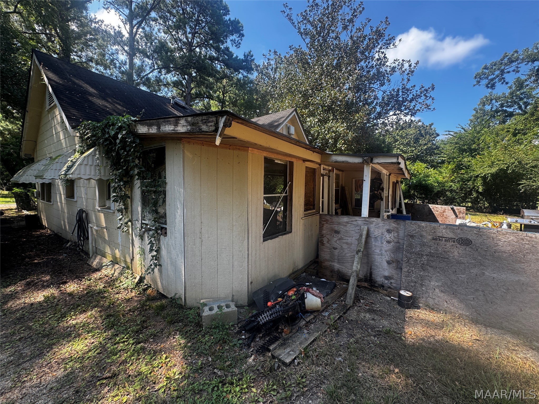 Photo 1 of 69 — 27 2ND Street, Montgomery, AL 36108