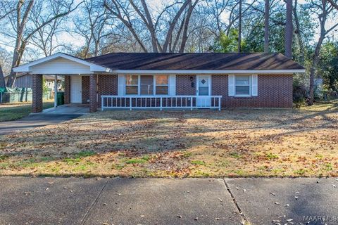 Photo of 963 Green Ridge Road, Montgomery, AL 36109 (MLS # 581692)