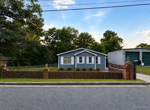 Photo of 809 BUNCHE Avenue, Prattville, AL 36067 (MLS # 589985)