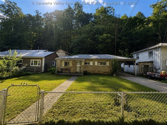 4185 RICH FORK RD, CHARLESTON, WV 25312 - Image 02c843271901fadecaa4d97596e256bc/37481866