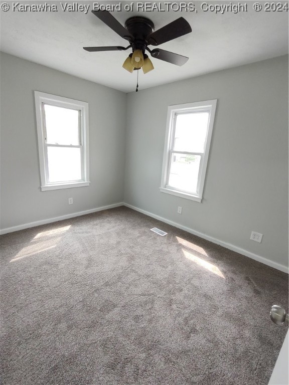 Dunbar, West Virginia 25064, United States, 3 Bedrooms Bedrooms, ,1 BathroomBathrooms,Residential,Pending,36778