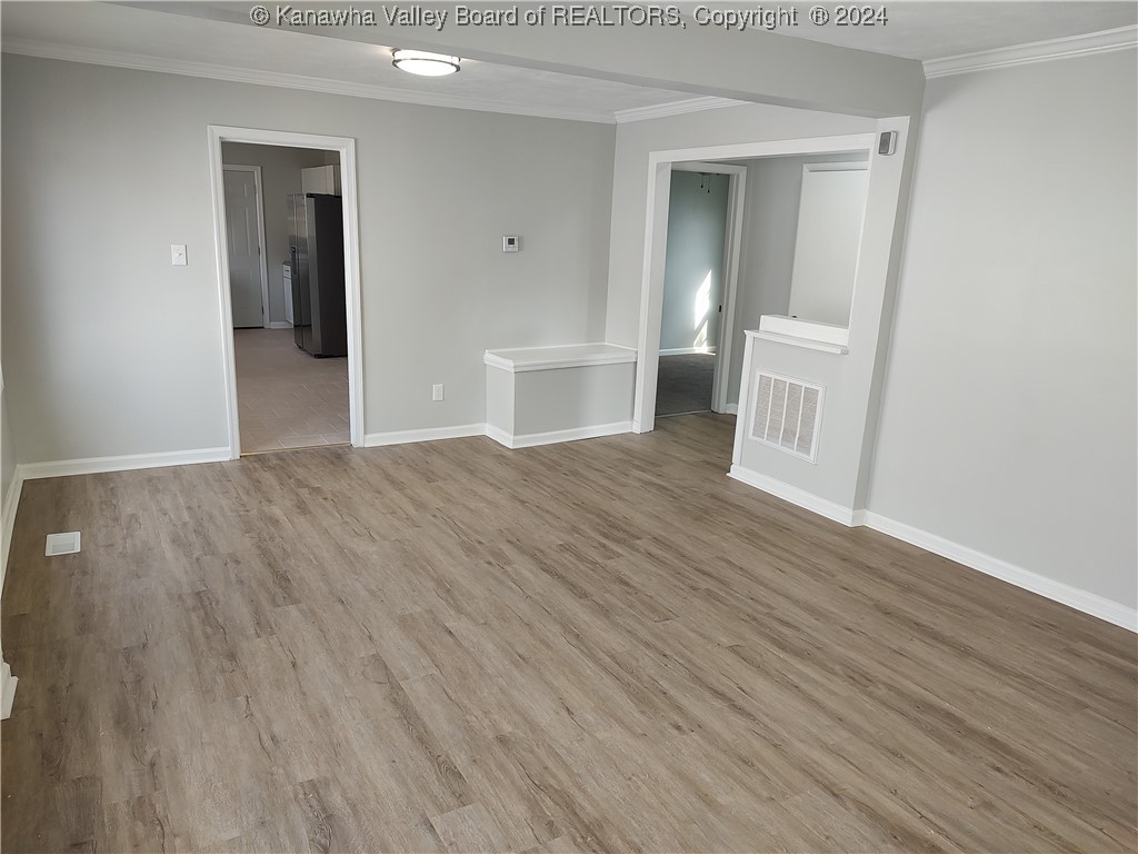 Dunbar, West Virginia 25064, United States, 3 Bedrooms Bedrooms, ,1 BathroomBathrooms,Residential,Pending,36778