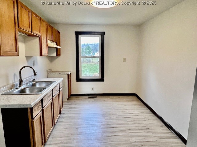 Hurricane, West Virginia 25526, United States, 3 Bedrooms Bedrooms, ,2 BathroomsBathrooms,Residential,Active,181128