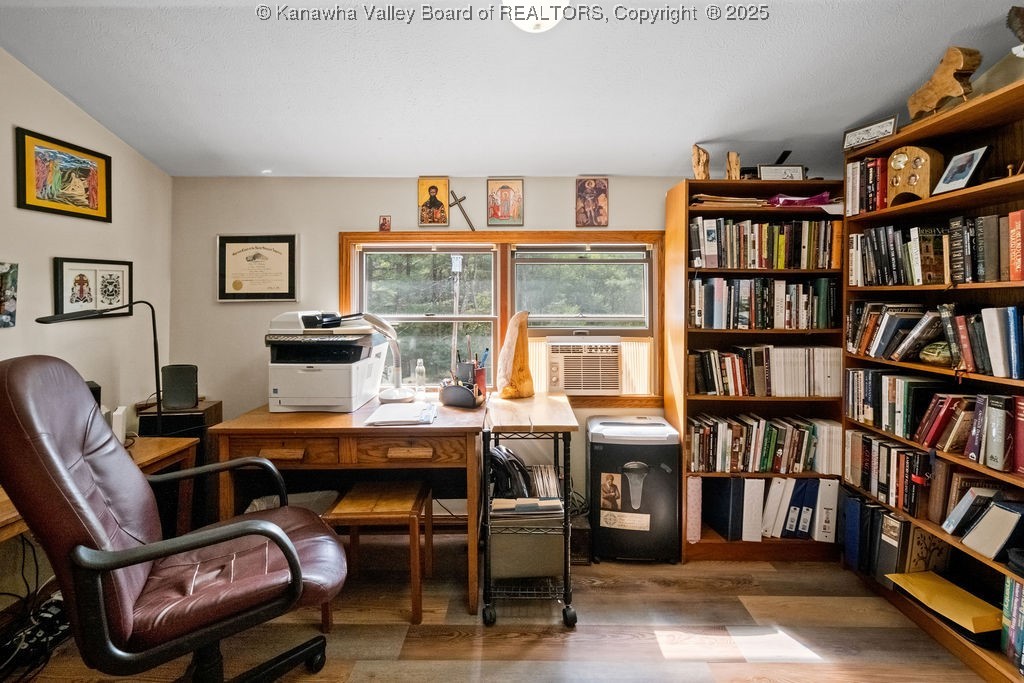 West Virginia 26206, United States, 4 Bedrooms Bedrooms, ,3 BathroomsBathrooms,Residential,Active,197823