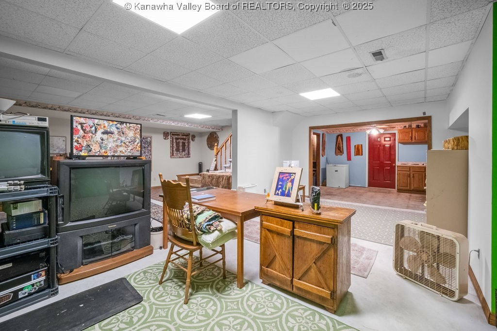 West Virginia 26206, United States, 4 Bedrooms Bedrooms, ,3 BathroomsBathrooms,Residential,Active,197823