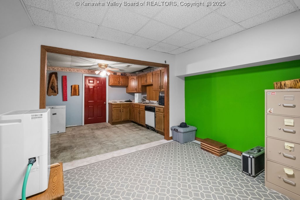 West Virginia 26206, United States, 4 Bedrooms Bedrooms, ,3 BathroomsBathrooms,Residential,Active,197823