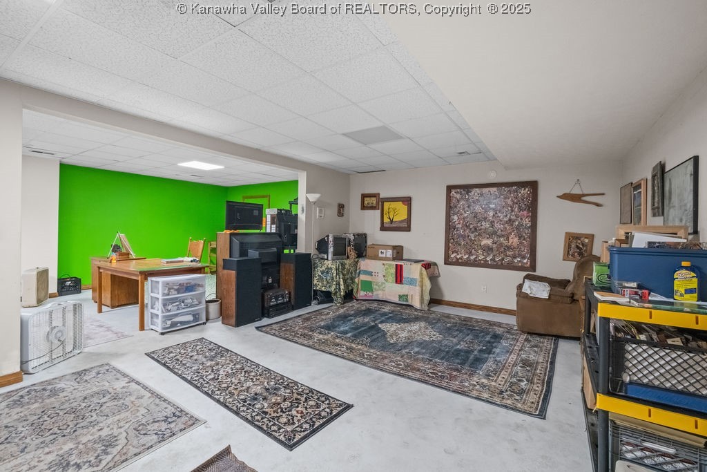 West Virginia 26206, United States, 4 Bedrooms Bedrooms, ,3 BathroomsBathrooms,Residential,Active,197823