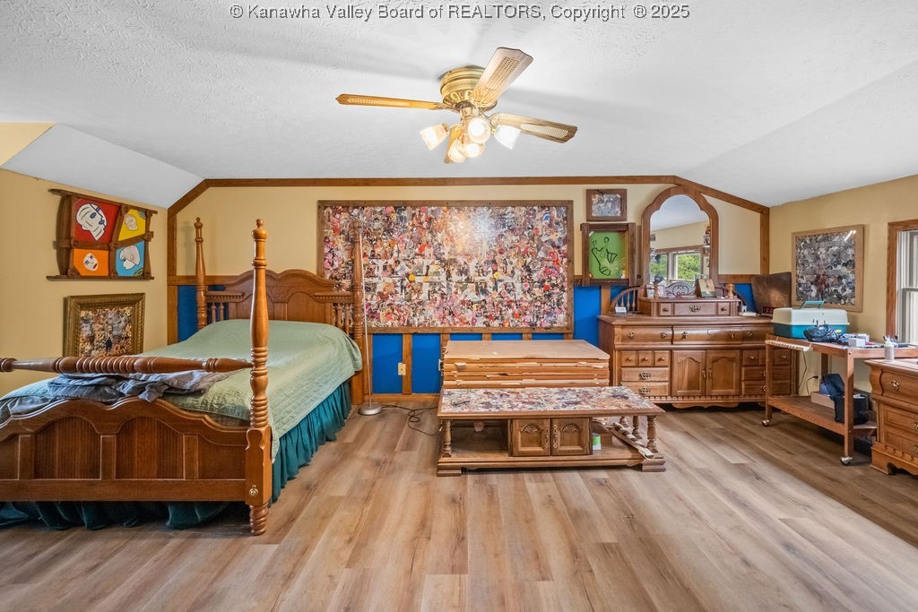 West Virginia 26206, United States, 4 Bedrooms Bedrooms, ,3 BathroomsBathrooms,Residential,Active,197823