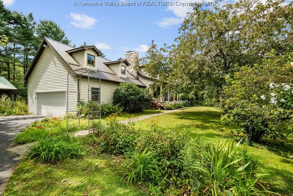 West Virginia 26206, United States, 4 Bedrooms Bedrooms, ,3 BathroomsBathrooms,Residential,Active,197823