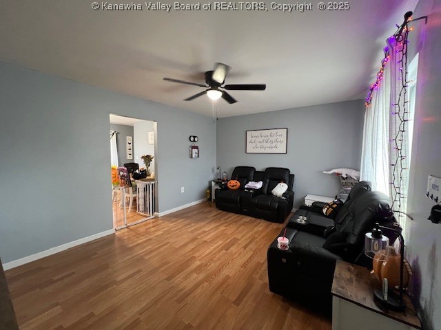 Charleston, West Virginia 25312, United States, 3 Bedrooms Bedrooms, ,2 BathroomsBathrooms,Residential,Active,238074