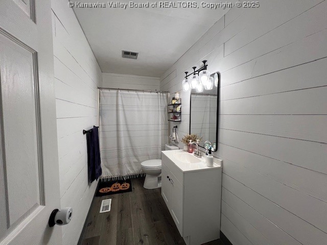 Charleston, West Virginia 25312, United States, 3 Bedrooms Bedrooms, ,2 BathroomsBathrooms,Residential,Active,238074