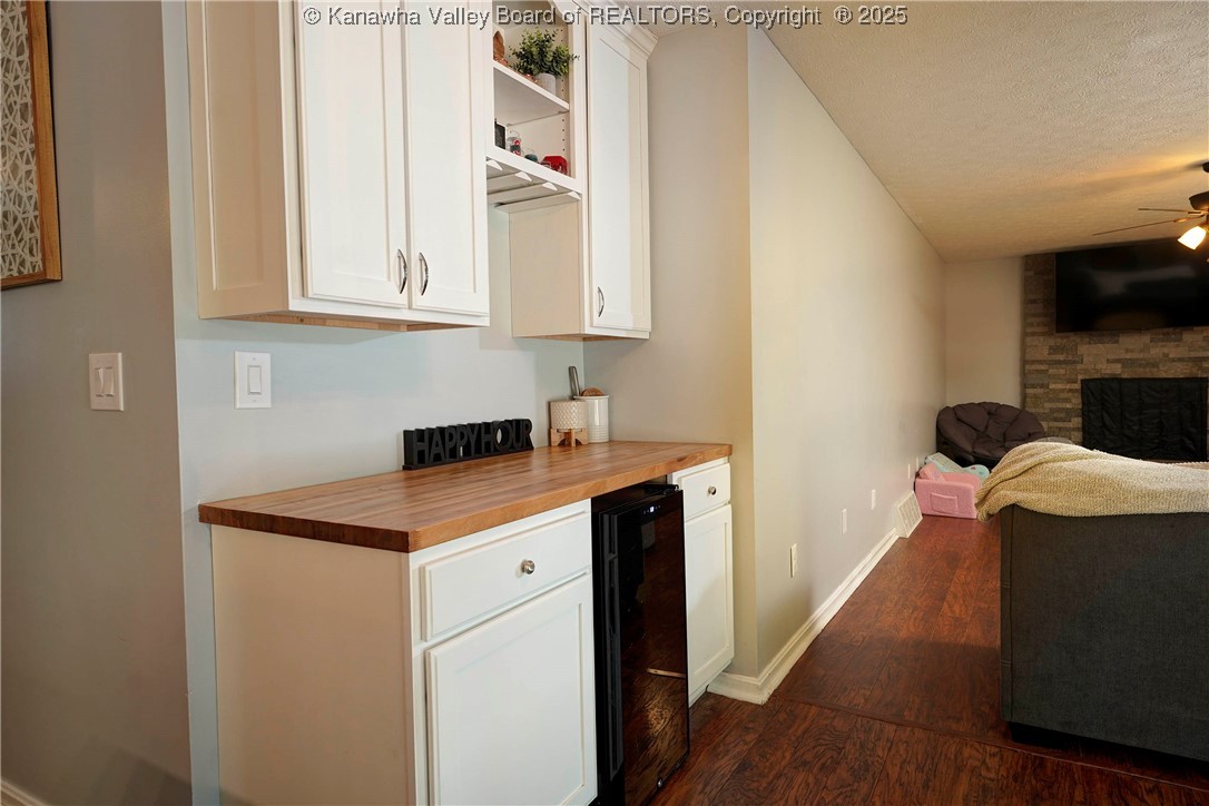 Charleston, West Virginia 25313, United States, 3 Bedrooms Bedrooms, ,3 BathroomsBathrooms,Residential,Active,193876