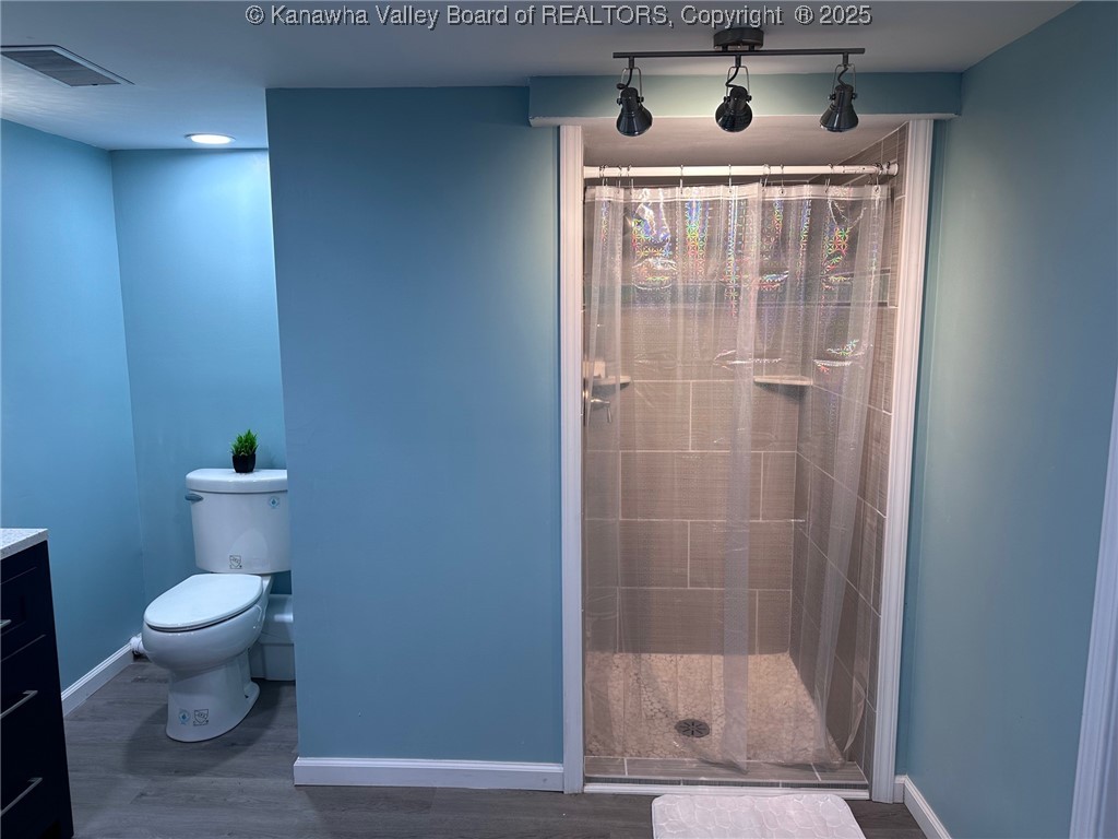 Nitro, West Virginia 25143, United States, 4 Bedrooms Bedrooms, ,2 BathroomsBathrooms,Residential,Active,150655