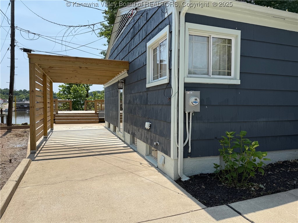 Nitro, West Virginia 25143, United States, 4 Bedrooms Bedrooms, ,2 BathroomsBathrooms,Residential,Active,150655