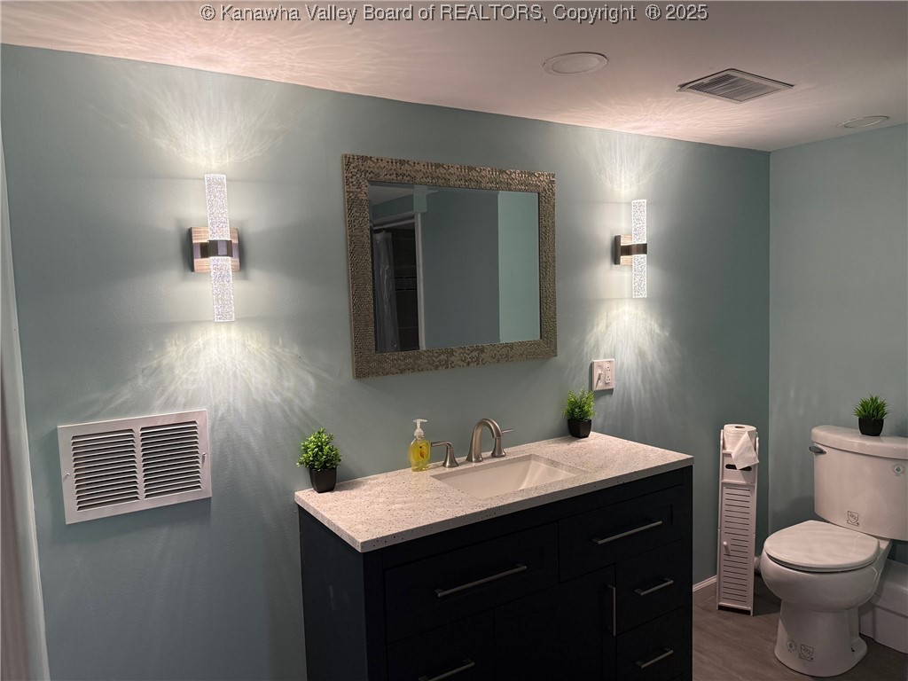 Nitro, West Virginia 25143, United States, 4 Bedrooms Bedrooms, ,2 BathroomsBathrooms,Residential,Active,150655