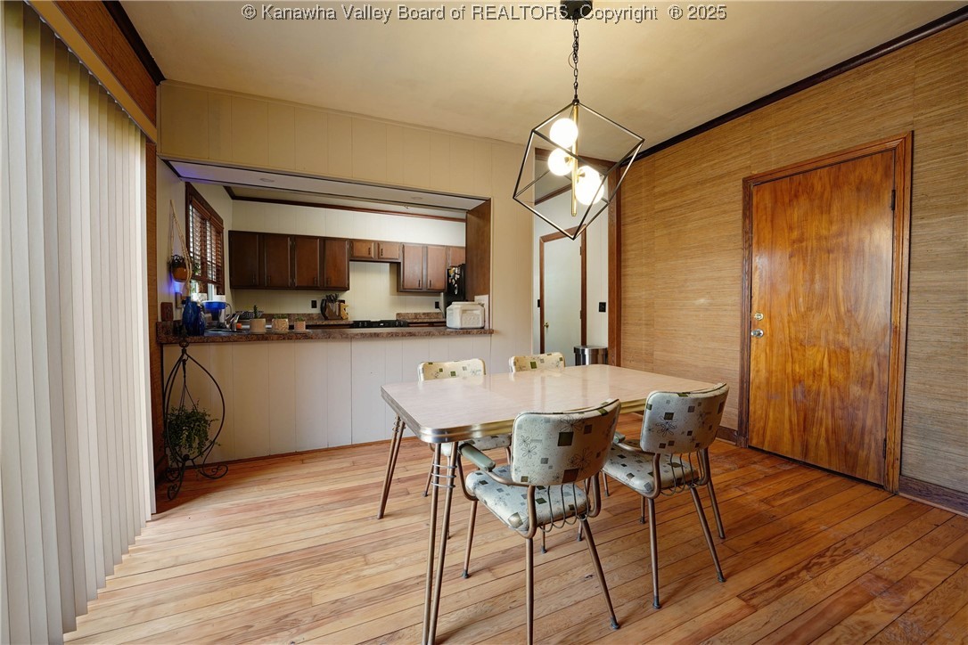 Charleston, West Virginia 25302, United States, 3 Bedrooms Bedrooms, ,2 BathroomsBathrooms,Residential,Active,257537